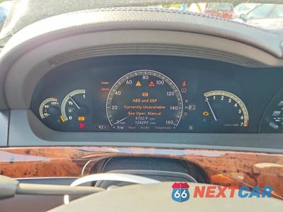 Zdjęcie 9 z 13 samochodu: 2009 MERCEDES-BENZ S 550 VIN:WDDNG71X69A260194 - miniatura