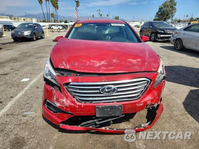 Piąte zdjęcie samochodu w środku: 2017 HYUNDAI SONATA SE VIN:5NPE24AF1HH445808 - miniatura