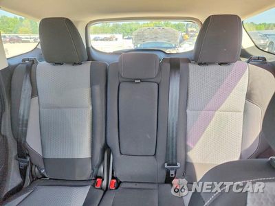 Zdjęcie 10 z 13 samochodu: 2017 FORD ESCAPE SE VIN:1FMCU9GD9HUC21885 - miniatura