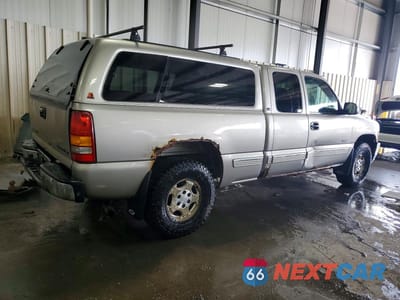 Trzecie zdjęcie samochodu z tyłu: 1999 CHEVROLET SILVERADO K1500 VIN:2GCEK19T9X1199521 - miniatura
