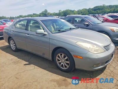 Czwarte zdjęcie samochodu z boku: 2002 LEXUS ES 300 VIN:JTHBF30G225024455 - miniatura