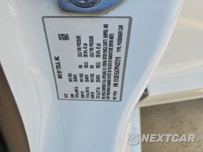 Zdjęcie 12 z 12 samochodu: 2023 TESLA MODEL 3 VIN:5YJ3E1EA7PF437219 - miniatura