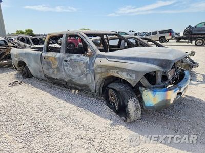 Czwarte zdjęcie samochodu z boku: 2018 RAM 3500 ST VIN:3C63R3GJ8JG372953 - miniatura