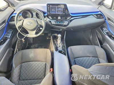 Zdjęcie 8 z 13 samochodu: 2020 TOYOTA C-HR XLE VIN:JTNKHMBXXL1076225 - miniatura
