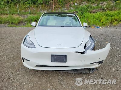 Piąte zdjęcie samochodu w środku: 2021 TESLA MODEL Y VIN:5YJYGDEE5MF085211 - miniatura