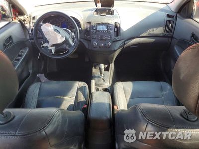 Zdjęcie 8 z 13 samochodu: 2010 HYUNDAI ELANTRA TOURING GLS VIN:KMHDB8AE1AU061545 - miniatura