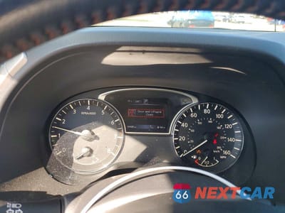 Zdjęcie 9 z 14 samochodu: 2020 NISSAN PATHFINDER SV VIN:5N1DR2BM5LC577723 - miniatura