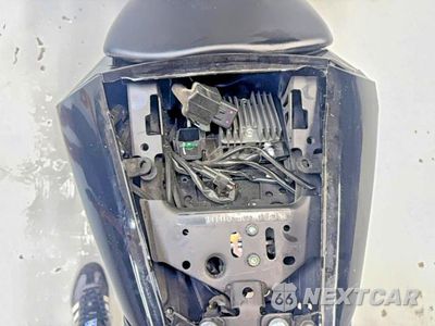 Zdjęcie 7 z 10 samochodu: 2023 YAMAHA YZFR3 A VIN:MH3RH18Y3PK011414 - miniatura