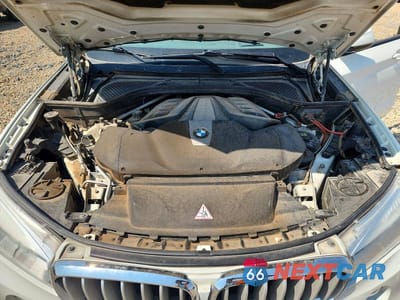 Zdjęcie 12 z 13 samochodu: 2014 BMW X5 XDRIVE50I VIN:5UXKR6C55E0J73012 - miniatura