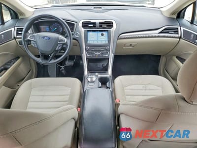 Zdjęcie 8 z 12 samochodu: 2018 FORD FUSION SE VIN:3FA6P0HD9JR241320 - miniatura