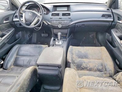 Zdjęcie 8 z 13 samochodu: 2008 HONDA ACCORD EXL VIN:1HGCP26828A092298 - miniatura