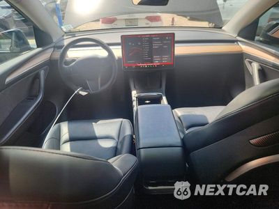 Zdjęcie 8 z 12 samochodu: 2022 TESLA MODEL Y VIN:7SAYGAEE5NF576526 - miniatura