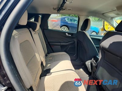 Zdjęcie 10 z 13 samochodu: 2021 FORD ESCAPE SE VIN:1FMCU9G67MUA04475 - miniatura
