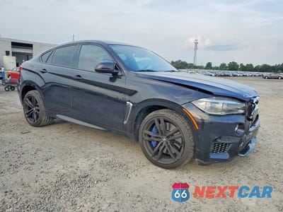 Czwarte zdjęcie samochodu z boku: 2017 BMW X6 M VIN:5YMKW8C30H0U72181 - miniatura