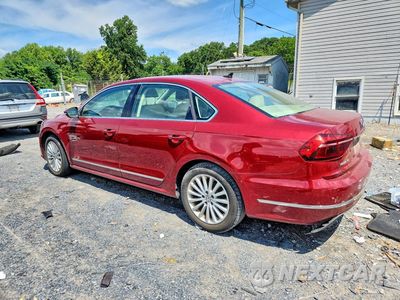 Drugie zdjęcie samochodu z przodu: 2017 VOLKSWAGEN PASSAT SE VIN:1VWBT7A3XHC007272 - miniatura