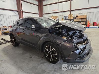 Czwarte zdjęcie samochodu z boku: 2019 TOYOTA C-HR XLE VIN:NMTKHMBX7KR082195 - miniatura