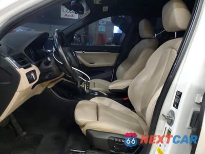 Zdjęcie 7 z 13 samochodu: 2018 BMW X1 SDRIVE28I VIN:WBXHU7C37J5L09073 - miniatura