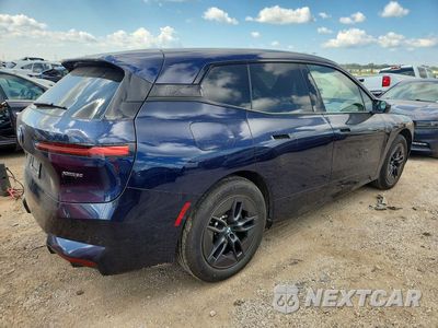 Trzecie zdjęcie samochodu z tyłu: 2026 BMW IX XDRIVE60 VIN:WB553CF04TCV38043 - miniatura