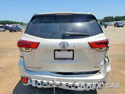 Zdjęcie 6 z 13 samochodu: 2019 TOYOTA HIGHLANDER XLE VIN:5TDKZRFH5KS567255 - miniatura