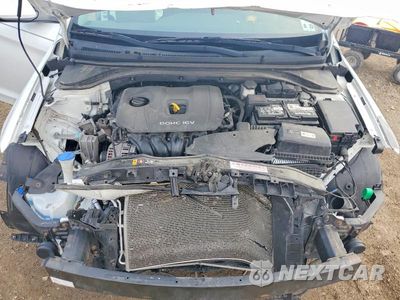 Zdjęcie 11 z 13 samochodu: 2018 HYUNDAI ELANTRA VALUE EDITION VIN:5NPD84LF4JH362371 - miniatura