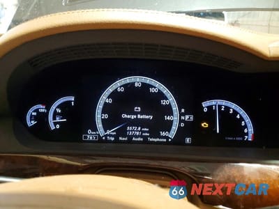 Zdjęcie 9 z 12 samochodu: 2013 MERCEDES-BENZ S 550 4MATIC VIN:WDDNG9EB7DA526356 - miniatura