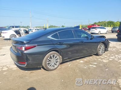 Trzecie zdjęcie samochodu z tyłu: 2021 LEXUS ES 300H VIN:58ADA1C18MU005670 - miniatura