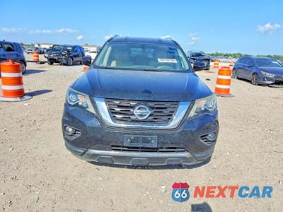 Piąte zdjęcie samochodu w środku: 2017 NISSAN PATHFINDER SV VIN:5N1DR2MN3HC609985 - miniatura
