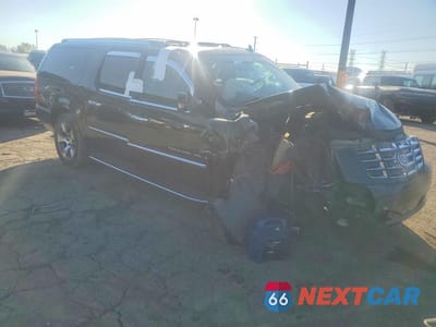 Czwarte zdjęcie samochodu z boku: 2008 CADILLAC ESCALADE ESV VIN:1GYFK66868R252714 - miniatura