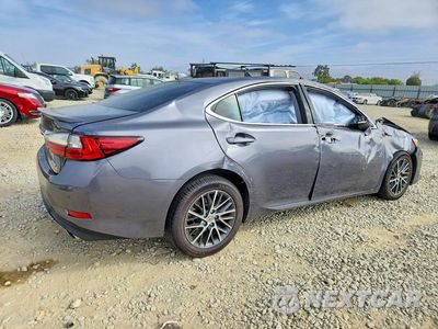 Trzecie zdjęcie samochodu z tyłu: 2017 LEXUS ES 350 VIN:58ABK1GG3HU061900 - miniatura