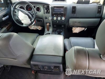 Zdjęcie 8 z 12 samochodu: 2013 TOYOTA TUNDRA LIMITED VIN:5TFHY5F15DX296039 - miniatura