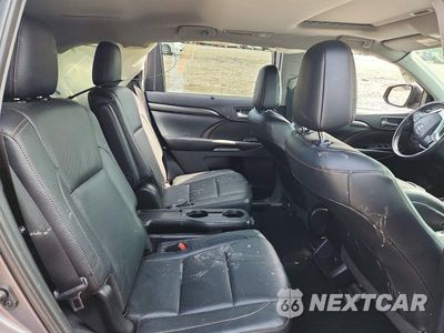 Zdjęcie 11 z 14 samochodu: 2019 TOYOTA HIGHLANDER LIMITED VIN:5TDDZRFH1KS985918 - miniatura