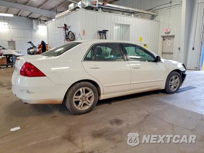 Trzecie zdjęcie samochodu z tyłu: 2007 HONDA ACCORD SE VIN:1HGCM56377A176565 - miniatura