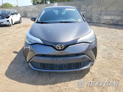 Piąte zdjęcie samochodu w środku: 2020 TOYOTA C-HR XLE VIN:NMTKHMBX8LR108143 - miniatura