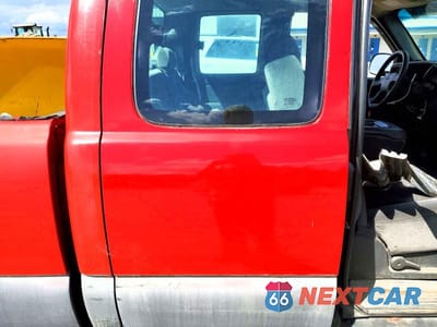 Zdjęcie 10 z 12 samochodu: 2007 GMC NEW SIERRA K1500 CLASSIC VIN:2GTEK19Z871111661 - miniatura