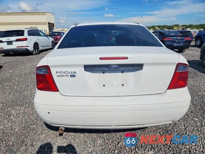 Zdjęcie 6 z 12 samochodu: 2007 FORD FOCUS ZX4 VIN:1FAFP34N27W256750 - miniatura