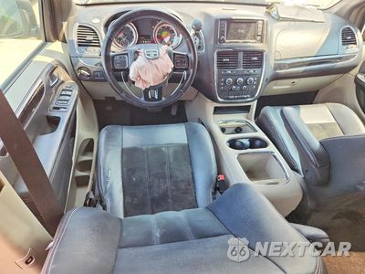 Zdjęcie 8 z 13 samochodu: 2017 DODGE GRAND CARAVAN SXT VIN:2C4RDGCG1HR786423 - miniatura