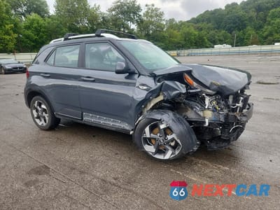 Czwarte zdjęcie samochodu z boku: 2024 HYUNDAI VENUE LIMITED VIN:KMHRC8A32RU283833 - miniatura