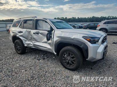 Czwarte zdjęcie samochodu z boku: 2026 TOYOTA 4RUNNER SR5 VIN:JTEVA5BR9T5126016 - miniatura
