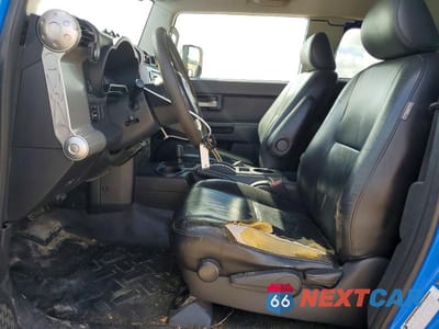 Zdjęcie 7 z 12 samochodu: 2008 TOYOTA FJ CRUISER BASE VIN:JTEBU11F480105136 - miniatura