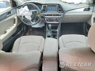 Zdjęcie 8 z 12 samochodu: 2018 HYUNDAI SONATA SE VIN:5NPE24AF4JH602267 - miniatura
