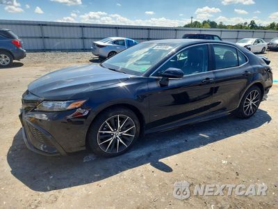 2024 TOYOTA CAMRY SE 4T1G11AK8RU188947 - główne zdjęcie licytacji z USA - miniatura