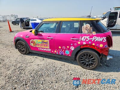 Drugie zdjęcie samochodu z przodu: 2023 MINI COOPER VIN:WMW33DK04P2T77242 - miniatura