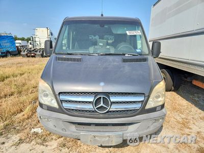 Piąte zdjęcie samochodu w środku: 2011 MERCEDES-BENZ SPRINTER VIN:WDZPE7CC3B5571311 - miniatura