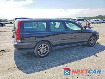 Trzecie zdjęcie samochodu z tyłu: 2004 VOLVO V70 FWD VIN:YV1SW59V342403042 - miniatura