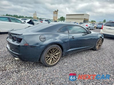 Trzecie zdjęcie samochodu z tyłu: 2013 CHEVROLET CAMARO 2SS VIN:2G1FK1EJXD9179809 - miniatura