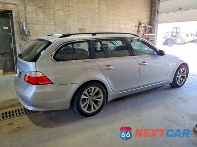 Trzecie zdjęcie samochodu z tyłu: 2010 BMW 535 XI VIN:WBAPT7C58AC237970 - miniatura