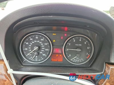 Zdjęcie 9 z 12 samochodu: 2010 BMW 328 XI SULEV VIN:WBAPK5C56AA649145 - miniatura