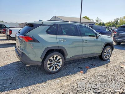 Trzecie zdjęcie samochodu z tyłu: 2020 TOYOTA RAV4 XLE PREMIUM VIN:2T3C1RFV0LW097458 - miniatura
