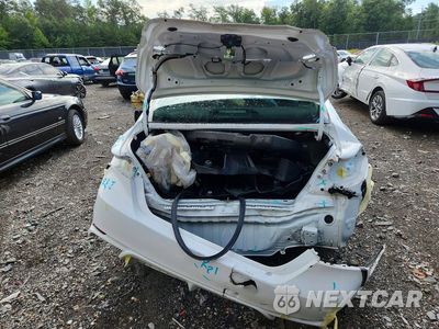 Zdjęcie 6 z 12 samochodu: 2023 TOYOTA CAMRY SE VIN:4T1G11AK9PU824272 - miniatura