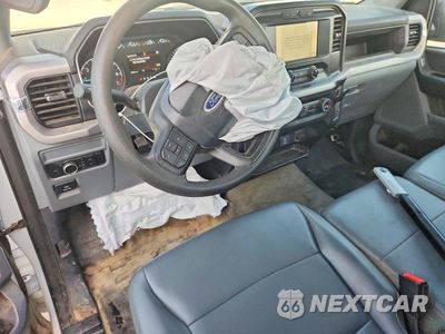 Zdjęcie 8 z 12 samochodu: 2023 FORD F150 VIN:1FTMF1CP5PKF74932 - miniatura